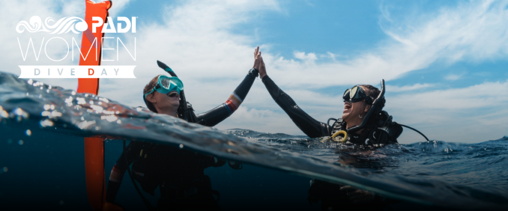 Chicas-buceando-juntas